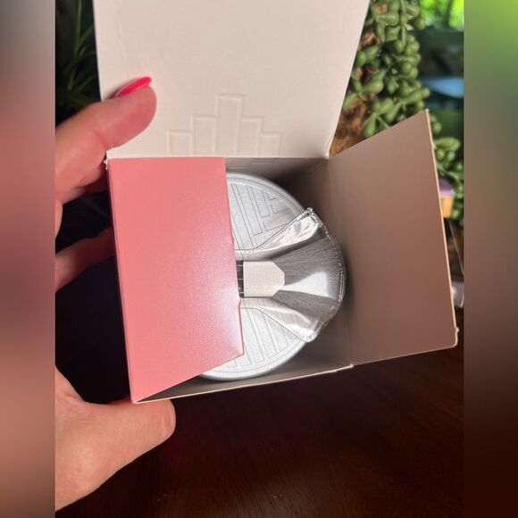 Charles of the Ritz Custom Blended Powder NEW “Rose Beige” 1.5oz - Picture 4 of 6